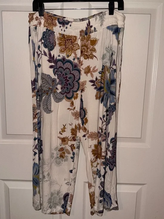 Soma Lounge Set Blue V-Neck Top XL & Floral Pants L Soft Stretch Comfy Luxury - Picture 5 of 9